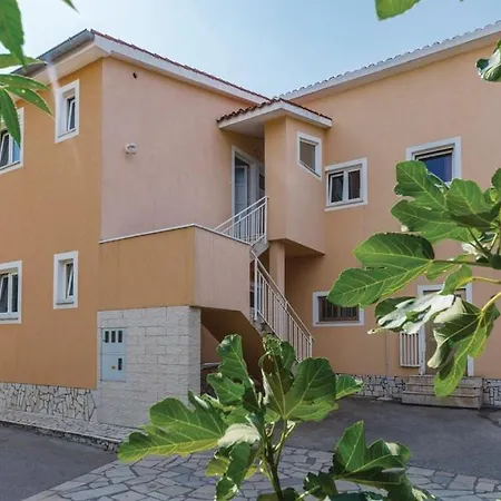 Appartamento Valdebek Pola